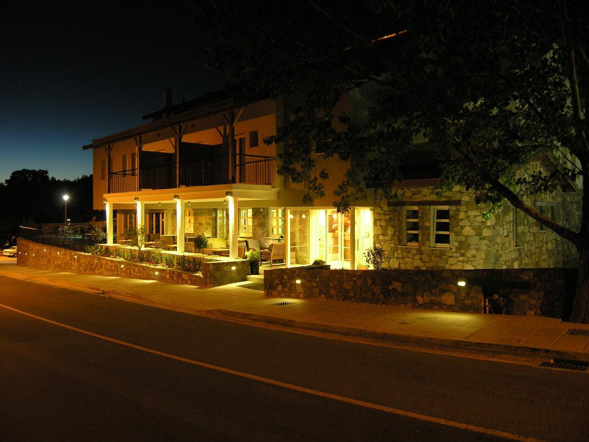 Livadia Hotel Kyperounta Zewnętrze zdjęcie