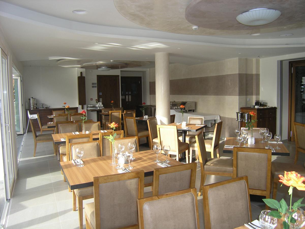 Livadia Hotel Kyperounta Zewnętrze zdjęcie