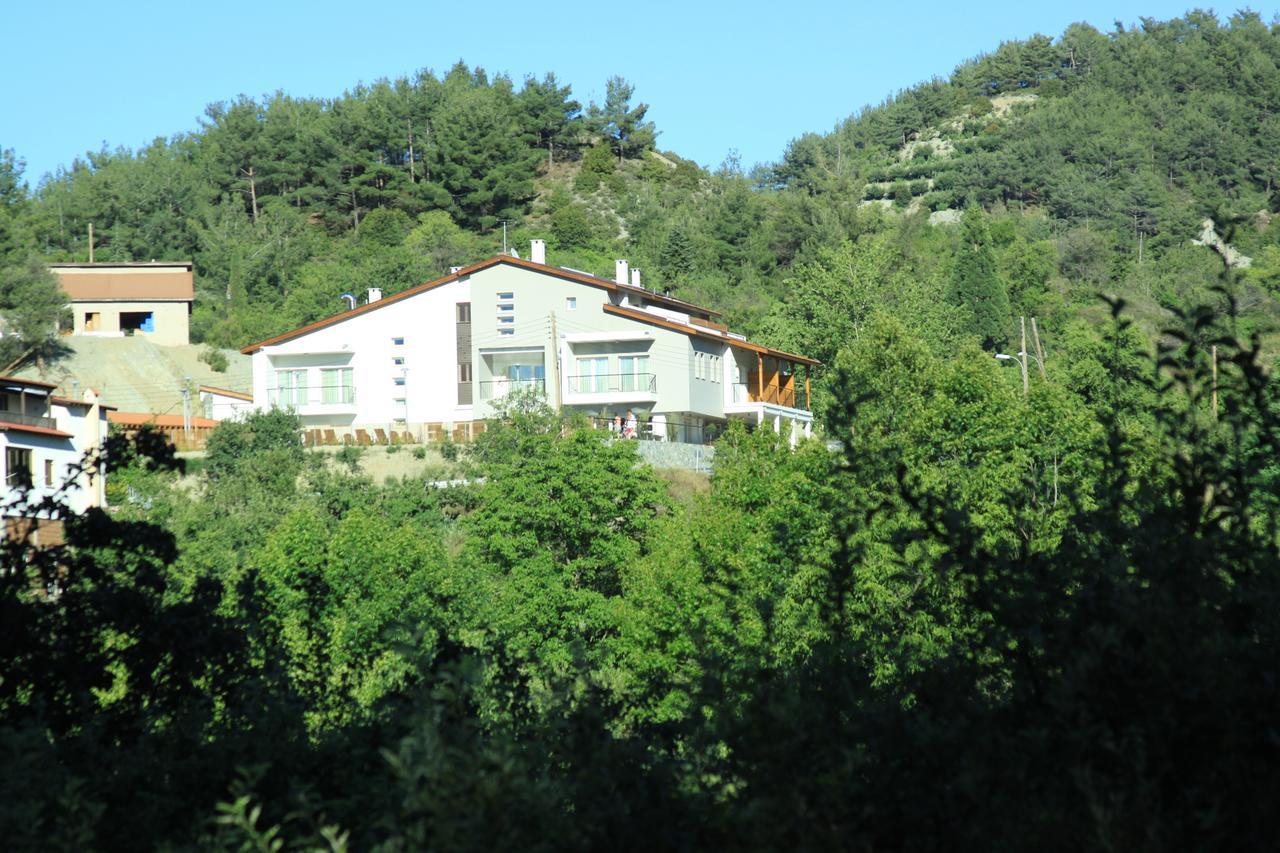 Livadia Hotel Kyperounta Zewnętrze zdjęcie